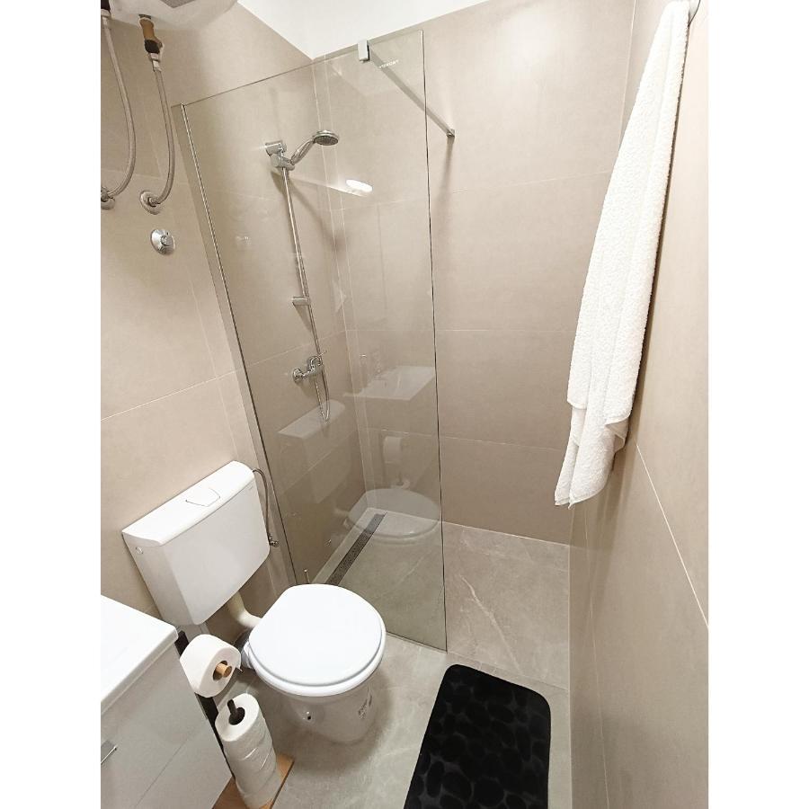 Studio Apartment Lee Сплит Екстериор снимка