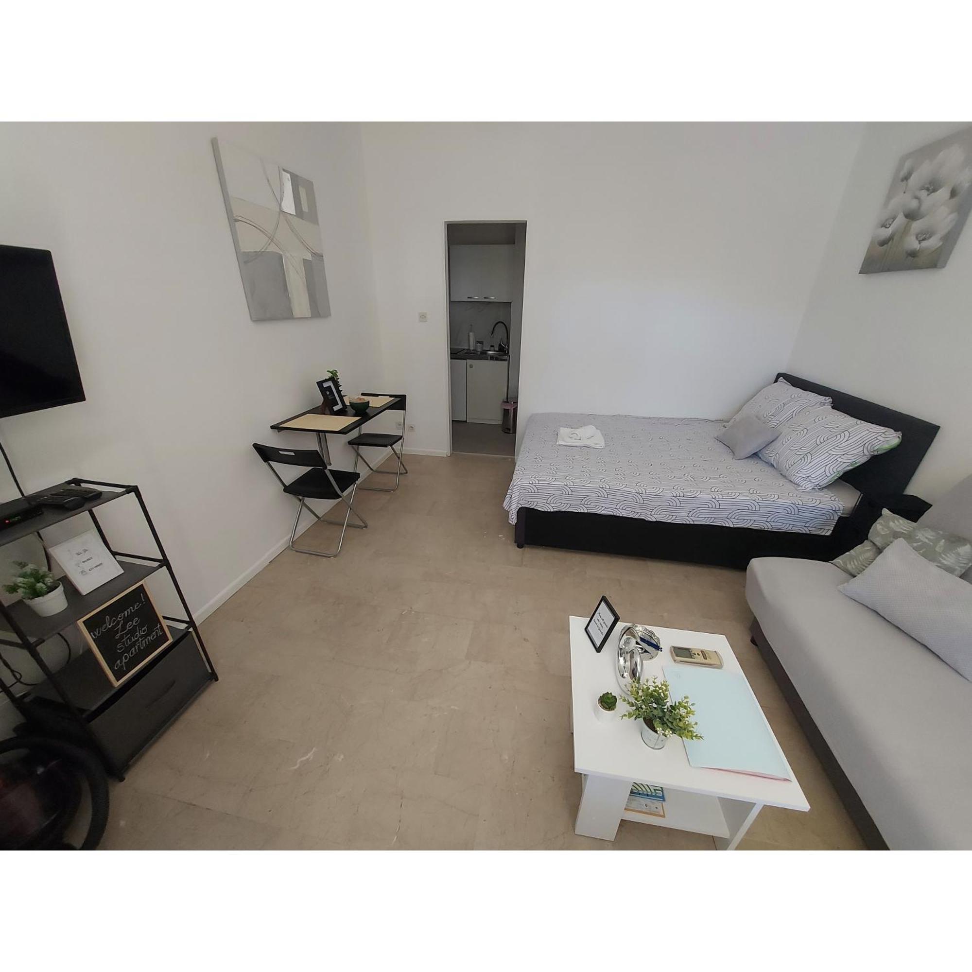 Studio Apartment Lee Сплит Екстериор снимка