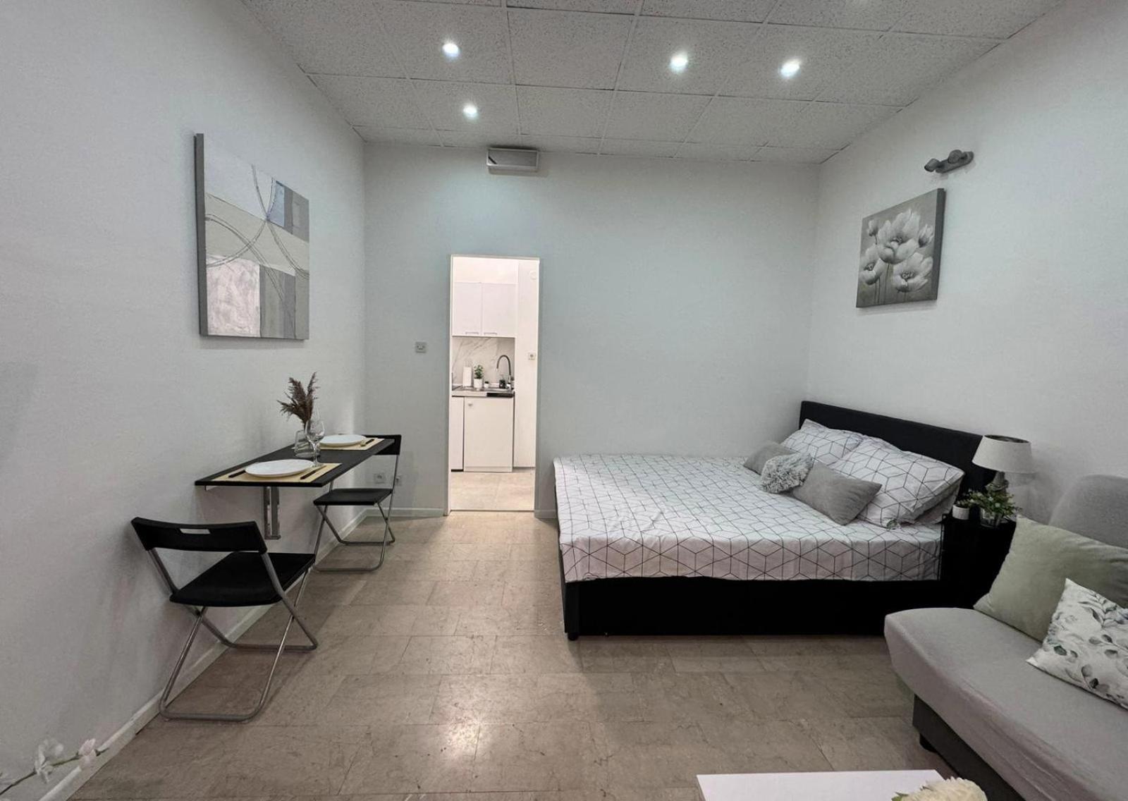 Studio Apartment Lee Сплит Екстериор снимка